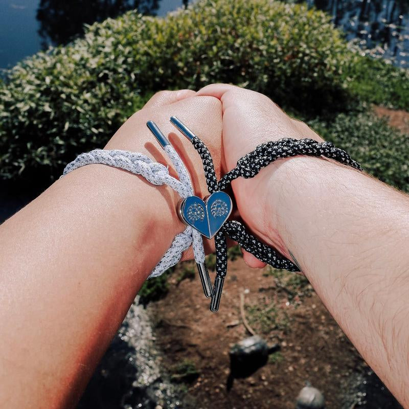 "Chromates" Magnetic Heart Bracelet Set
