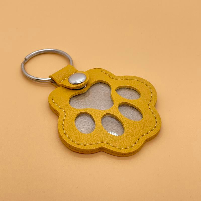 Cute Pets Fur Memory Charm – Paw-Shaped Charm for Collecting Pet Fur, Memorial Gift for Cat or Dog Lovers, Keychain or Necklace Decoration