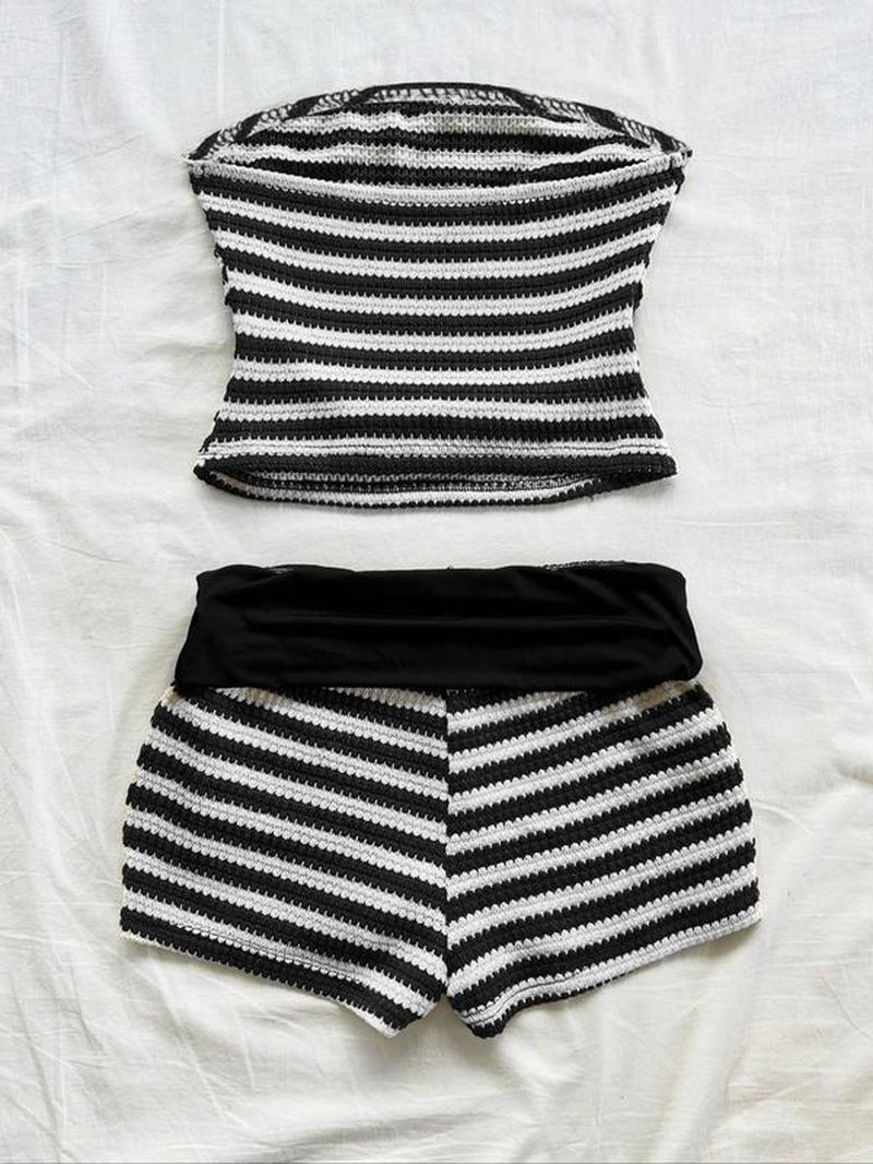 Women'S Striped Pattern Tube Top & Shorts Two-Piece Set, Casual Fashion Cozy Sweater Set for Daily Holiday Vacation Wear, Ladies Clothes for Summer, Summer Outfits Set, Fitted Womenswear, Matching Sets, Stretchy Outfit Sets