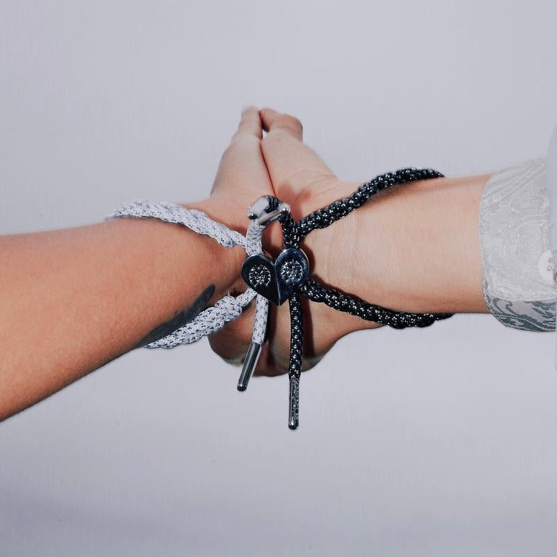 "Chromates" Magnetic Heart Bracelet Set